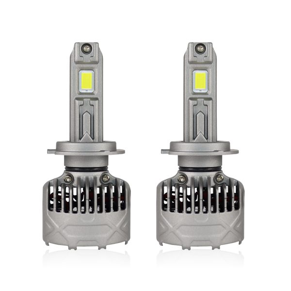 Set 2 Becuri LED H8 H9 H11, LuxCore C85 +800% 120w Plug & Play Canbus