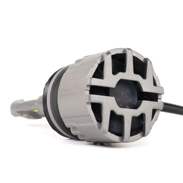 Set 2 Becuri LED H8 H9 H11, LuxCore C60 +700% 120w Plug & Play Canbus - imagine 6